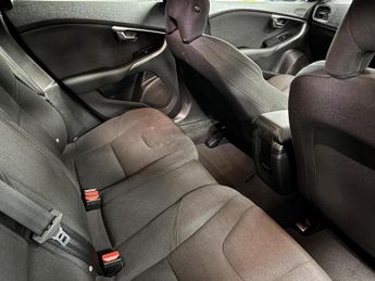 Volvo V40 1.6 D2 ES Hatchback 5dr Diesel Powershift Euro 5 (s/s) (115 ps)