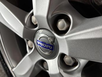 Volvo V40 1.6 D2 ES Hatchback 5dr Diesel Powershift Euro 5 (s/s) (115 ps)
