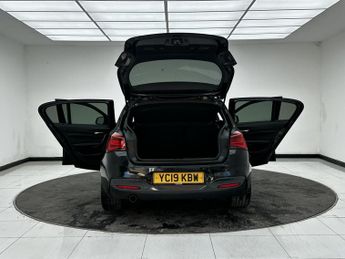 BMW 1 Series 1.5 118i GPF M Sport Shadow Edition Hatchback 5dr Petrol Auto Eu