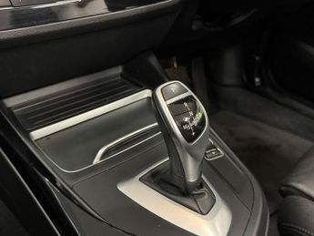 BMW 2 Series 2.0 220i Sport Convertible 2dr Petrol Auto Euro 6 (s/s) (184 ps)