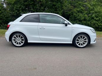 Audi A1 1.6 TDI S line Hatchback 3dr Diesel S Tronic Euro 6 (s/s) (116 p