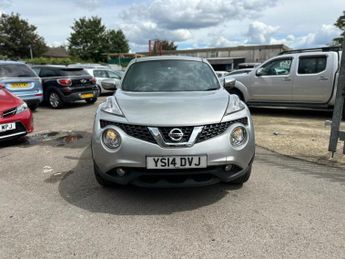 Nissan Juke 1.6 Acenta Premium SUV 5dr Petrol XTRON Euro 5 (117 ps)