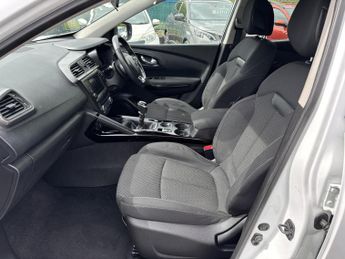 Renault Kadjar 1.3 TCe Dynamique Nav SUV 5dr Petrol Manual Euro 6 (s/s) (140 ps