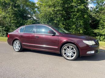 Skoda Superb 1.8 TSI Elegance Hatchback 5dr Petrol DSG Euro 4 (160 ps)