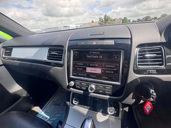 Volkswagen Touareg 3.0 TDI V6 BlueMotion Tech Altitude SUV 5dr Diesel Tiptronic 4WD