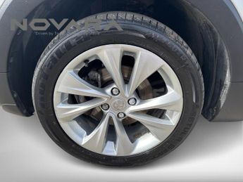 Vauxhall Crossland X 1.2 Turbo ecoTEC GPF SE SUV 5dr Petrol Manual Euro 6 (s/s) (110 