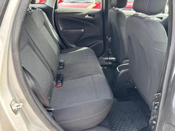 Vauxhall Crossland X 1.2 Turbo ecoTEC GPF SE SUV 5dr Petrol Manual Euro 6 (s/s) (110 