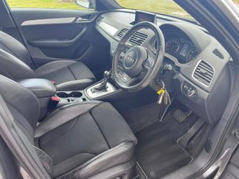 Audi Q3 2.0 TFSI S line SUV 5dr Petrol S Tronic quattro Euro 5 (s/s) (21