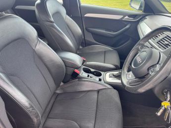 Audi Q3 2.0 TFSI S line SUV 5dr Petrol S Tronic quattro Euro 5 (s/s) (21