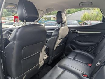 MG MG ZS 1.0 T-GDI Exclusive SUV 5dr Petrol Auto Euro 6 (111 ps)