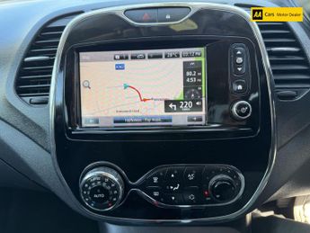 Renault Captur 1.2 TCe ENERGY Dynamique S Nav SUV 5dr Petrol Auto Euro 6 (s/s) 