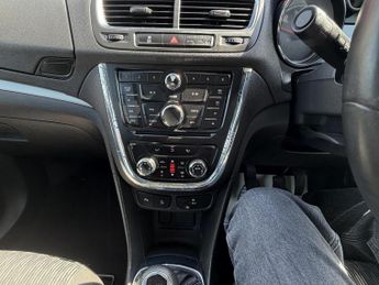 Vauxhall Mokka 1.6 Exclusiv SUV 5dr Petrol Manual 2WD Euro 5 (s/s) (115 ps)