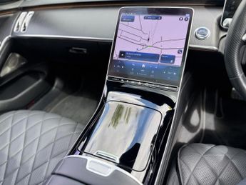 Mercedes-Benz S Class 3.0 S580eL 22kWh AMG Line (Premium Plus, Executive) Saloon 4dr P