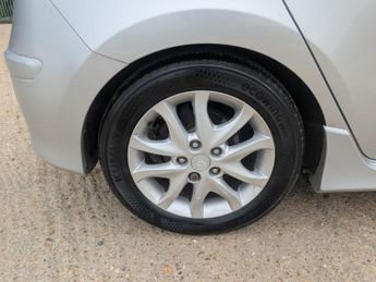 Hyundai i30 1.6 Edition Hatchback 5dr Petrol Manual Euro 4 (124 bhp)