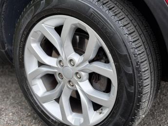 Land Rover Discovery Sport 2.0 TD4 HSE SUV 5dr Diesel Auto 4WD Euro 6 (s/s) (180 ps)