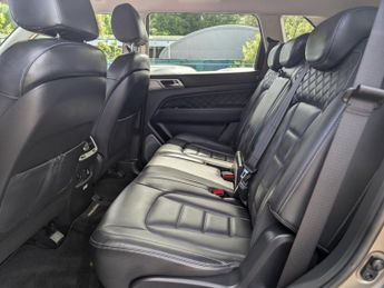 SsangYong Rexton 2.2D Ultimate SUV 5dr Diesel T-Tronic 4WD Euro 6 (181 ps)