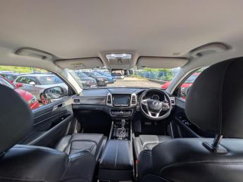 SsangYong Rexton 2.2D Ultimate SUV 5dr Diesel T-Tronic 4WD Euro 6 (181 ps)