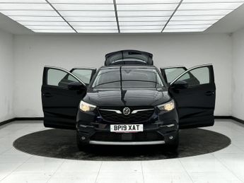 Vauxhall Grandland X 1.2 Turbo GPF Tech Line Nav SUV 5dr Petrol Auto Euro 6 (s/s) (13