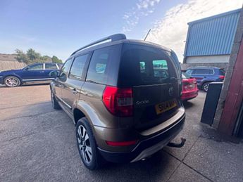 Skoda Yeti 2.0 TDI Laurin & Klement Outdoor 5dr Diesel DSG 4WD Euro 5 (170 