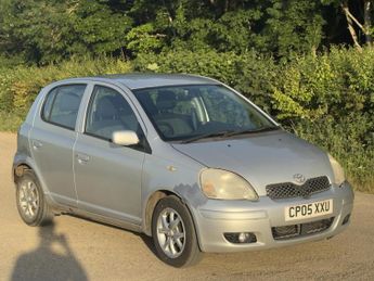 Toyota Yaris 1.3 VVT-i Colour Collection Hatchback 5dr Petrol Manual (133 g/k