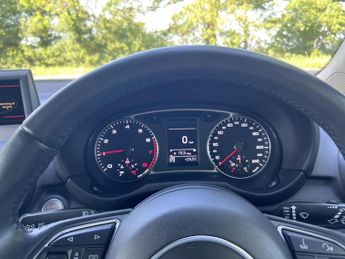 Audi A1 1.4 TFSI S line Sportback 5dr Petrol S Tronic Euro 5 (s/s) (122 