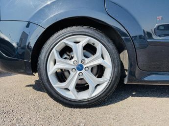 Ford S-Max 2.2 TDCi Titanium X Sport MPV 5dr Diesel Auto Euro 5 (200 ps)