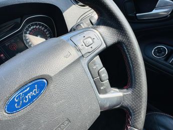 Ford S-Max 2.2 TDCi Titanium X Sport MPV 5dr Diesel Auto Euro 5 (200 ps)
