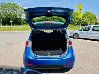 Hyundai ix20 1.6 SE Hatchback 5dr Petrol Auto Euro 6 (125 ps)