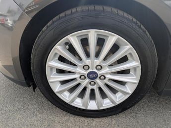Ford C-Max 1.0T EcoBoost GPF Titanium MPV 5dr Petrol Manual Euro 6 (s/s) (1
