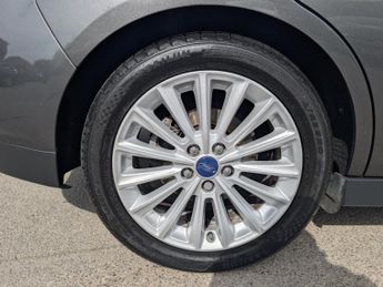 Ford C-Max 1.0T EcoBoost GPF Titanium MPV 5dr Petrol Manual Euro 6 (s/s) (1