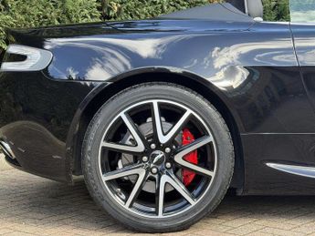 Aston Martin Vantage 4.7 V8 Roadster 2dr Petrol Sportshift II Euro 5 (420 bhp)