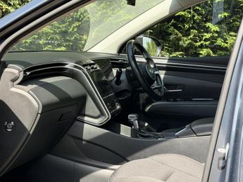Hyundai TUCSON 1.6 T-GDi MHEV SE Connect SUV 5dr Petrol Hybrid DCT Euro 6 (s/s)