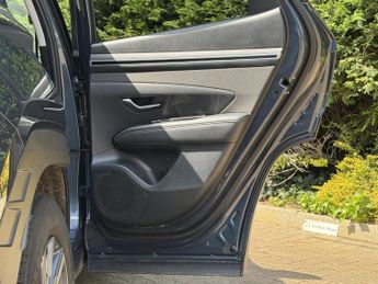 Hyundai TUCSON 1.6 T-GDi MHEV SE Connect SUV 5dr Petrol Hybrid DCT Euro 6 (s/s)