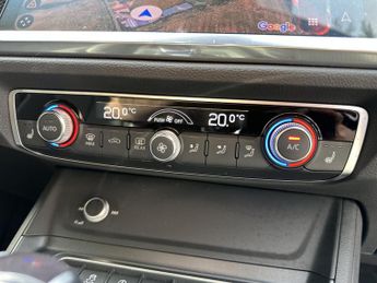Audi Q3 1.5 TFSI CoD 35 S line SUV 5dr Petrol S Tronic Euro 6 (s/s) (150