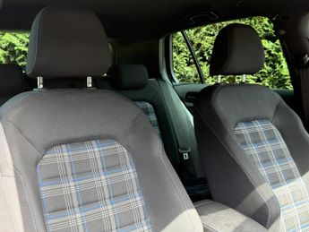 Volkswagen Golf 1.4 TSI GTE Nav Hatchback 5dr Petrol Plug-in Hybrid DSG Euro 6 (
