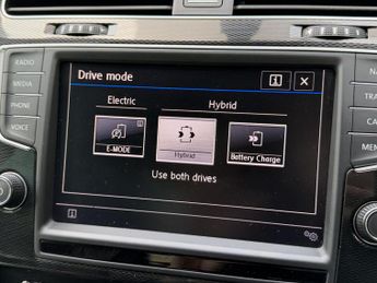 Volkswagen Golf 1.4 TSI GTE Nav Hatchback 5dr Petrol Plug-in Hybrid DSG Euro 6 (
