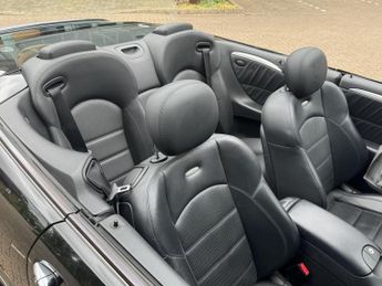 Mercedes-Benz CLK 6.2 CLK63 AMG Cabriolet 2dr Petrol 7G-Tronic (344 g/km, 481 bhp)