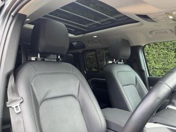 Land Rover Defender 110 3.0 D250 MHEV XS Edition SUV 5dr Diesel Auto 4WD Euro 6 (s/s) (2
