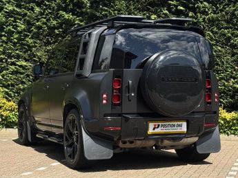 Land Rover Defender 110 3.0 D250 MHEV XS Edition SUV 5dr Diesel Auto 4WD Euro 6 (s/s) (2