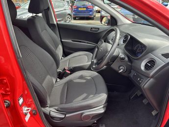 Hyundai i10 1.0 SE Hatchback 5dr Petrol Manual Euro 6 (67 ps)