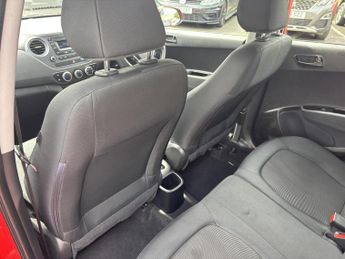 Hyundai i10 1.0 SE Hatchback 5dr Petrol Manual Euro 6 (67 ps)