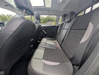 Peugeot 2008 1.2 PureTech Allure Premium SUV 5dr Petrol Manual Euro 6 (s/s) (