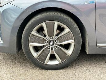 Hyundai IONIQ 1.6 h-GDi Premium SE Hatchback 5dr Petrol Hybrid DCT Euro 6 (s/s