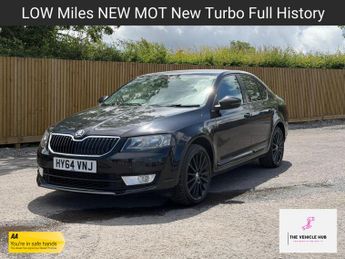 Skoda Octavia 1.6 TDI Black Edition Hatchback 5dr Diesel Manual Euro 5 (s/s) (