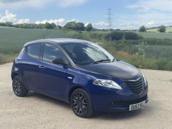 Chrysler Ypsilon 1.2 S-Series Hatchback 5dr Petrol Manual Euro 5 (s/s) (69 bhp)