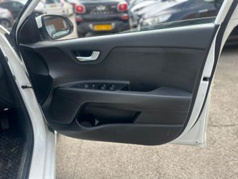 Kia Rio 1.4 2 Hatchback 5dr Petrol Auto Euro 6 (98 bhp)