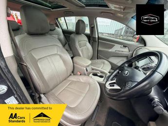 Kia Sportage 2.0 CRDi KX-4 SUV 5dr Diesel Auto AWD Euro 5 (181 bhp)