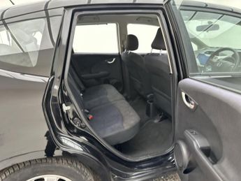 Honda Jazz 1.4 i-VTEC ES Hatchback 5dr Petrol CVT Euro 5 (99 ps)
