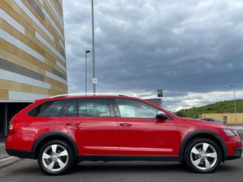 Skoda Octavia 2.0 TDI Scout Estate 5dr Diesel DSG 4WD Euro 6 (s/s) (150 ps)