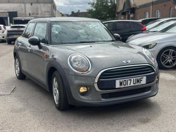 MINI Hatch 1.5 Cooper Hatchback 5dr Petrol Auto Euro 6 (s/s) (136 ps)